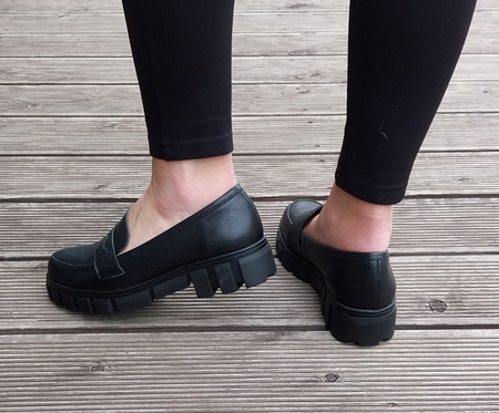 MOKASYNY ZE SKÓRY NATURALNEJ WODNIAK (MARI) 