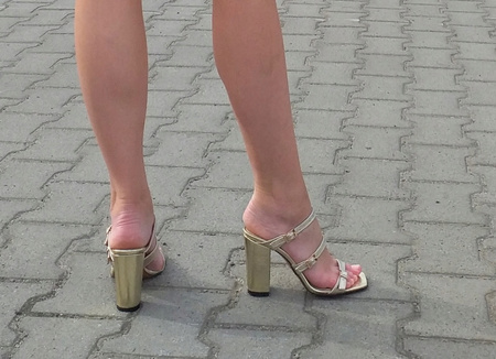 KLAPKI NA SŁUPKU WODNIAK SKÓRA NATURALNA(801z)39