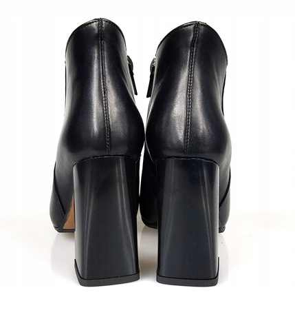 BOTKI NA SŁUPKU 10cm SKÓRA NATURALNA (441N) 