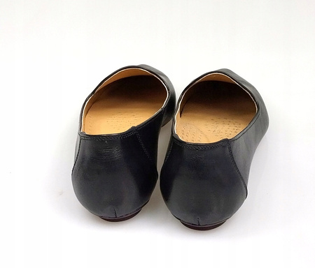 KLASYCZNE LEKKIE W SZPIC SKÓRA NATURALNA (ADA)